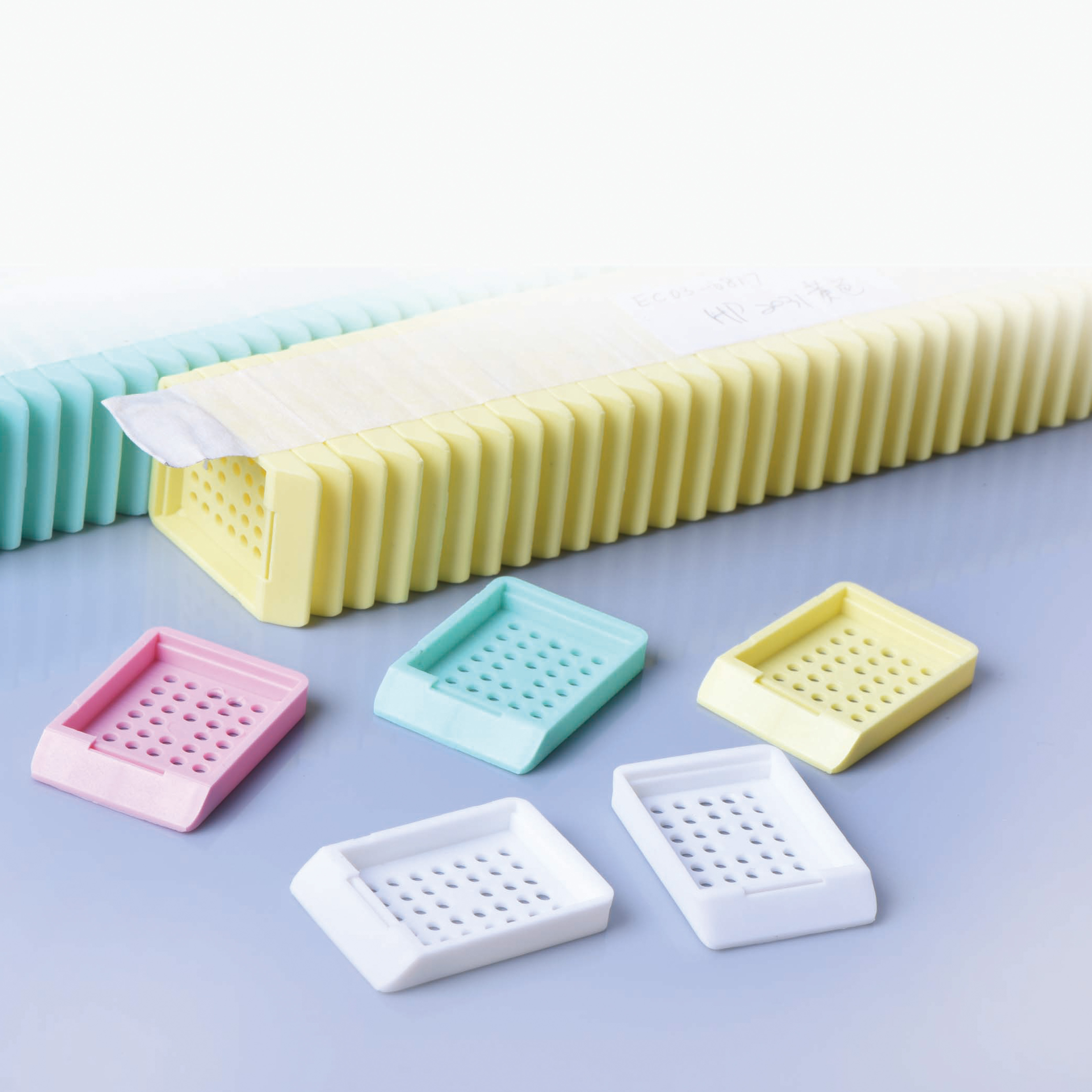 01 EMBEDDING CASSETTES